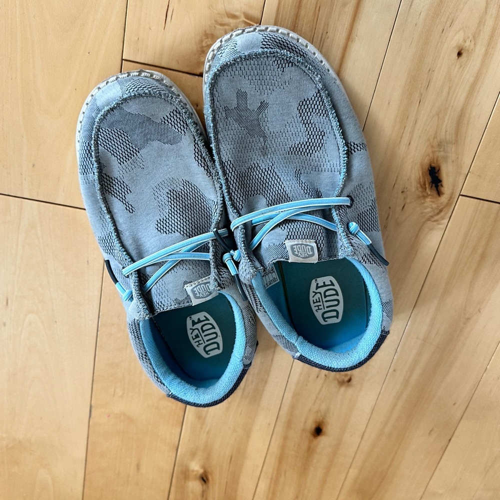 Hey Dude Kids' Camouflage Gray and Light Blue Sneakers